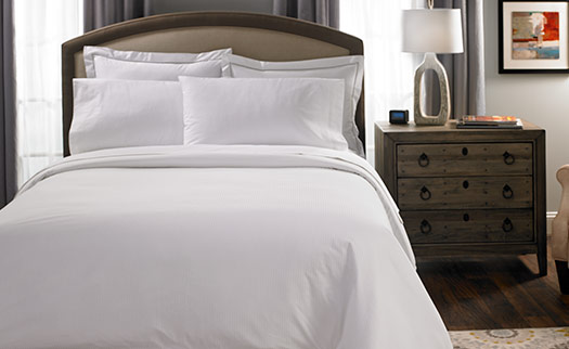 Hotel Stripe Bed & Bedding Set 2