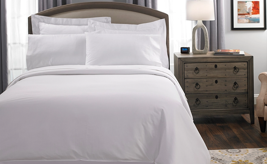 Hotel Stripe Bed & Bedding Set 2