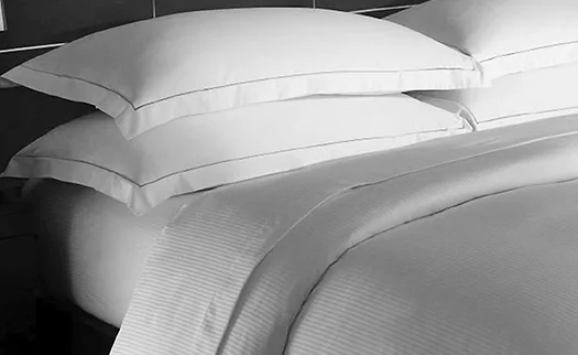 Hotel Stripe Duvet Cover & Shams Set