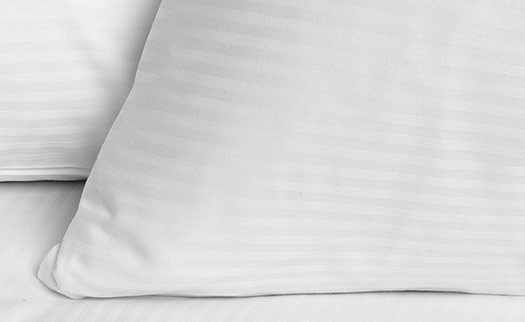 1 new hotel pillow cases standard 20x30 bright white t-200 hilton hotel grade 